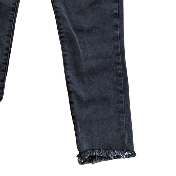 Democracy "Ab"solution Jeans Gray Cropped Raw Hem Straight Leg Women’s 8 - Picture 5 of 8